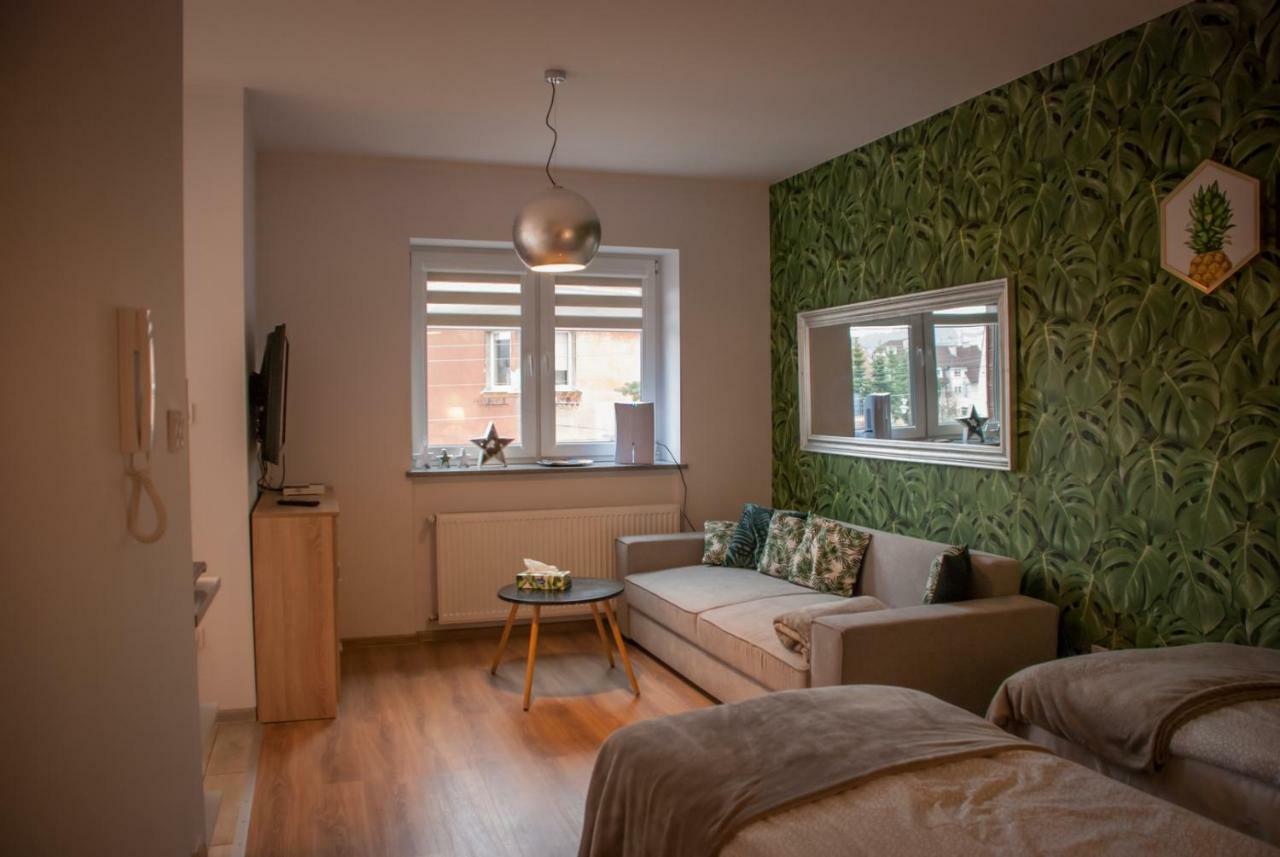Noclegi "Boczna 5A" Apartamenty Goscinne ชตอฟนอ-สดรูย ภายนอก รูปภาพ